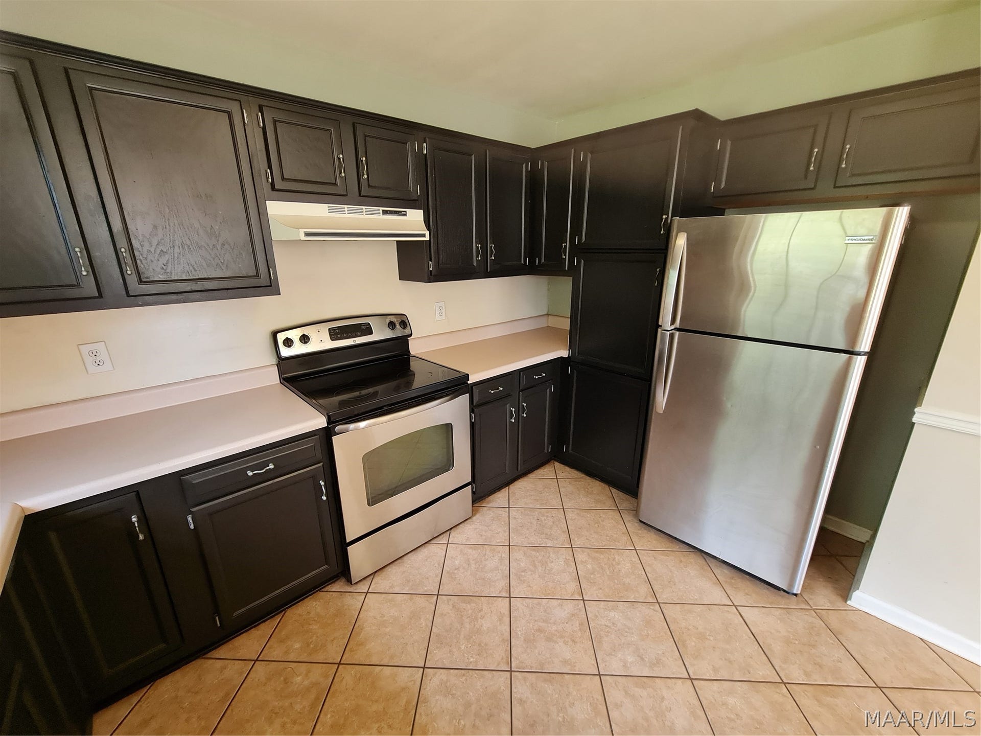 61 OLD ORCHARD Road, Deatsville, AL 36022