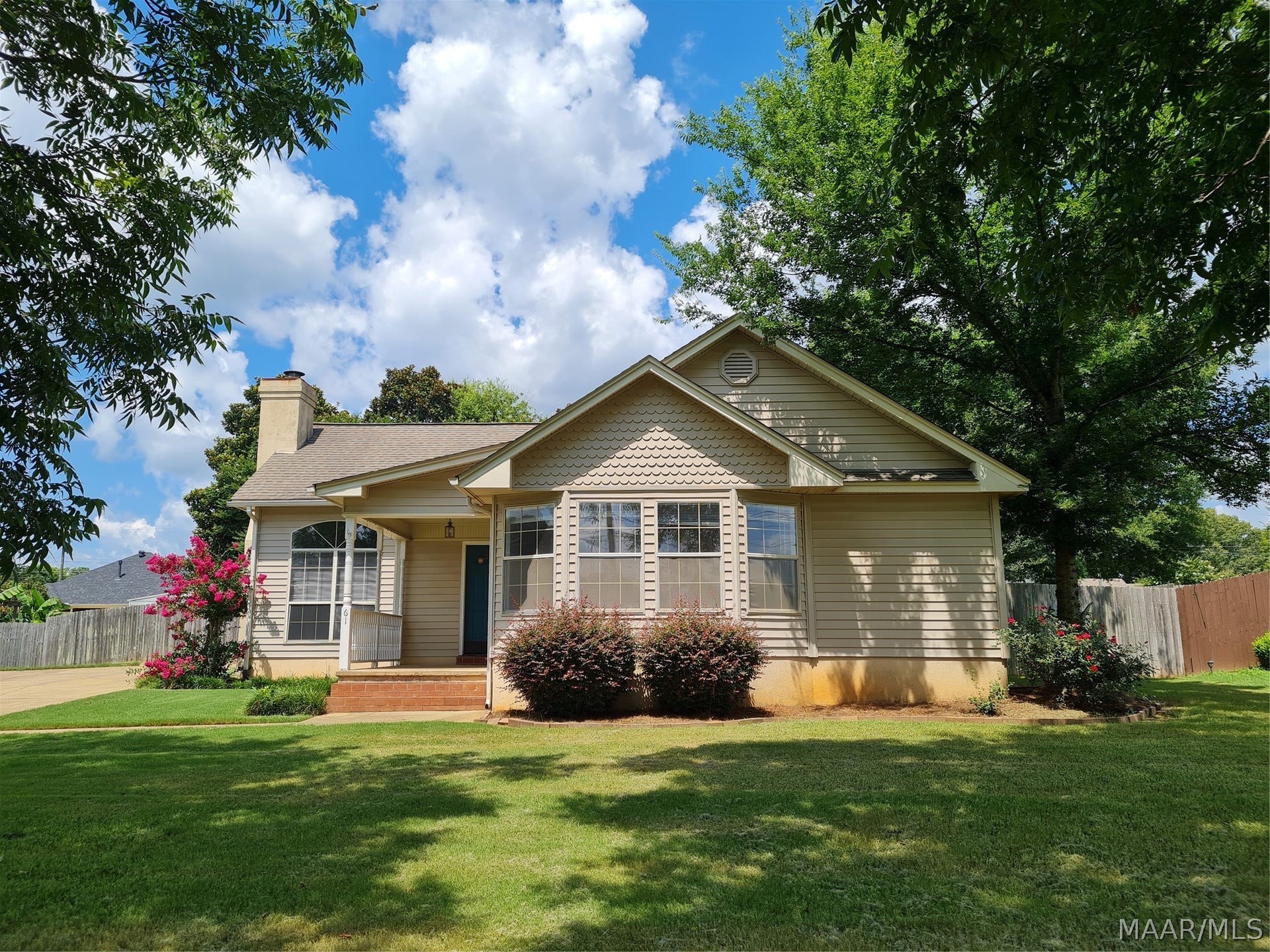 61 OLD ORCHARD Road, Deatsville, AL 36022