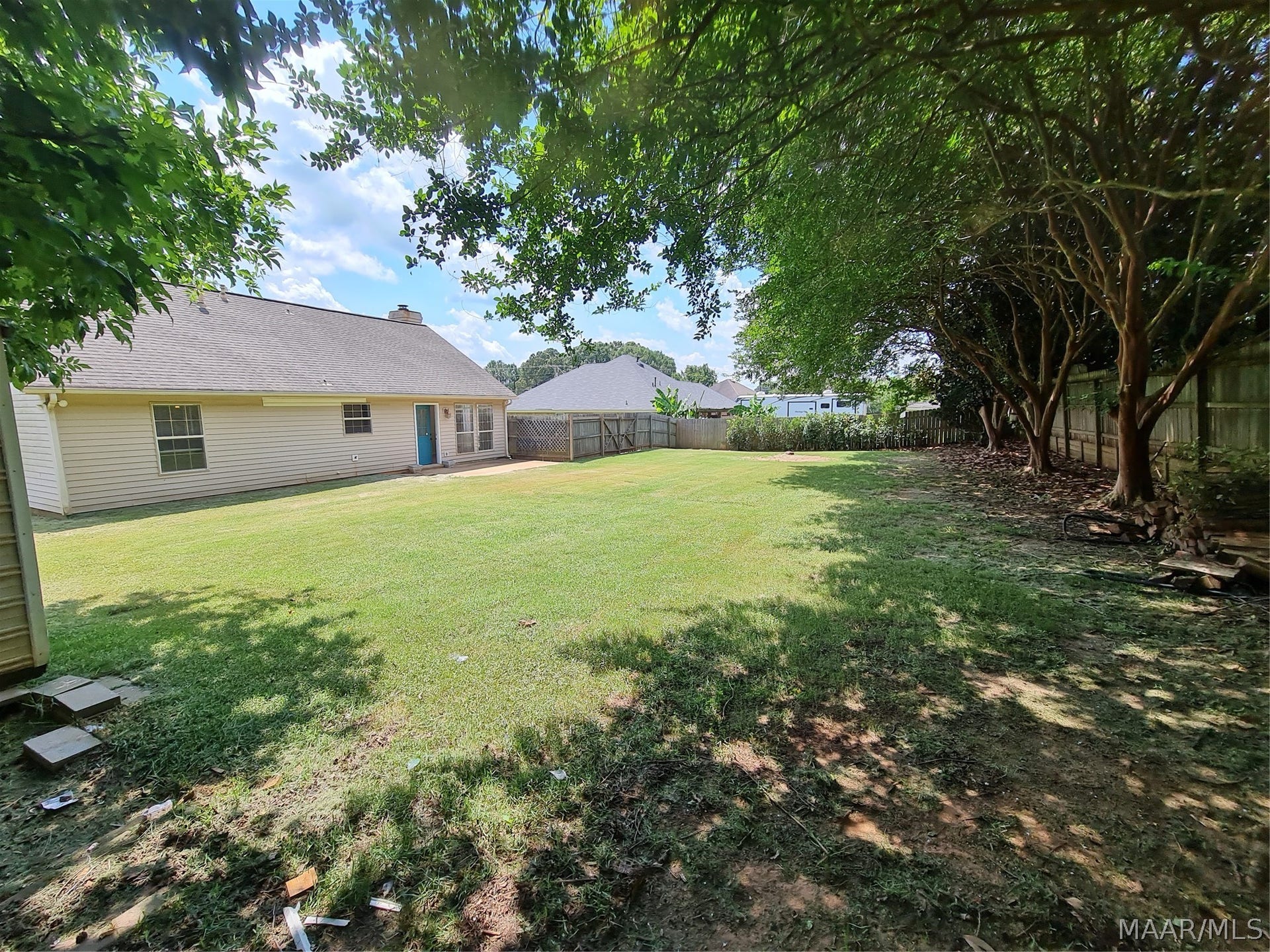 61 OLD ORCHARD Road, Deatsville, AL 36022