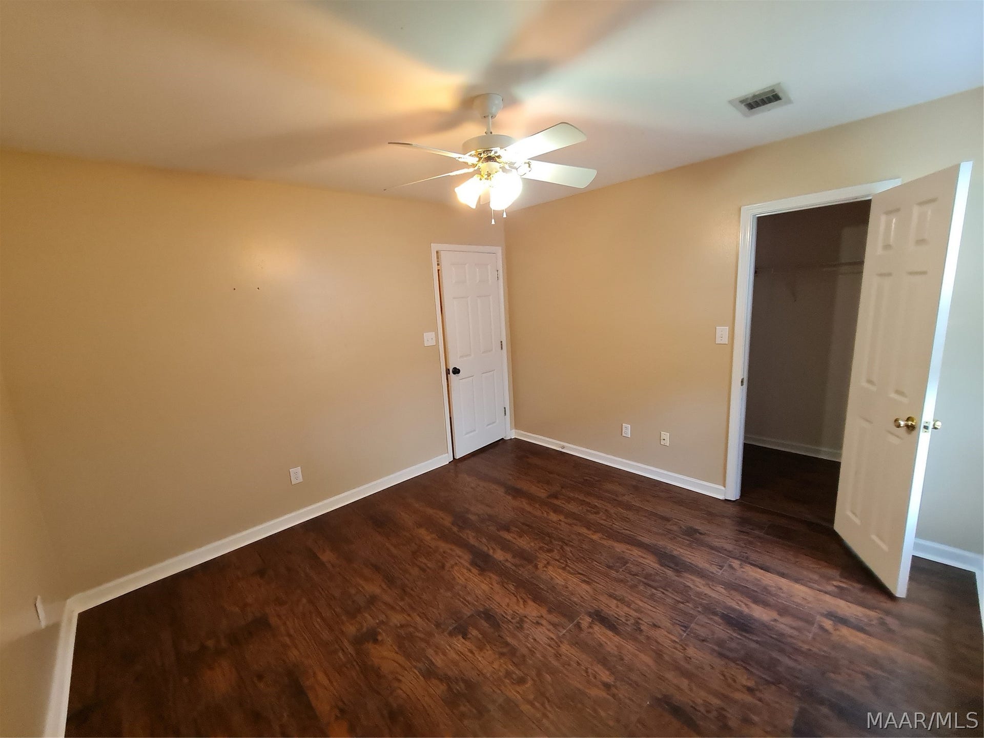 61 OLD ORCHARD Road, Deatsville, AL 36022