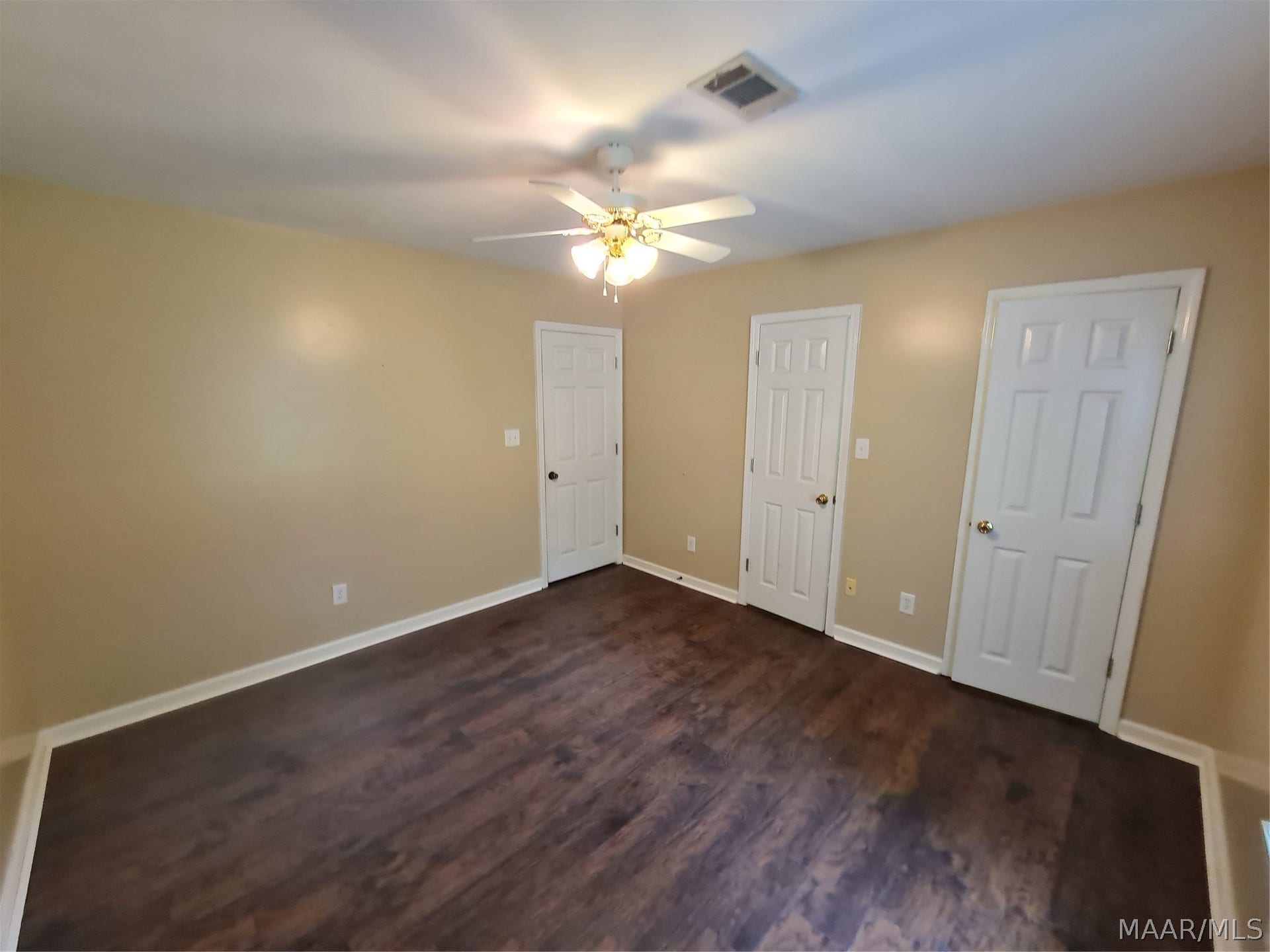 61 OLD ORCHARD Road, Deatsville, AL 36022