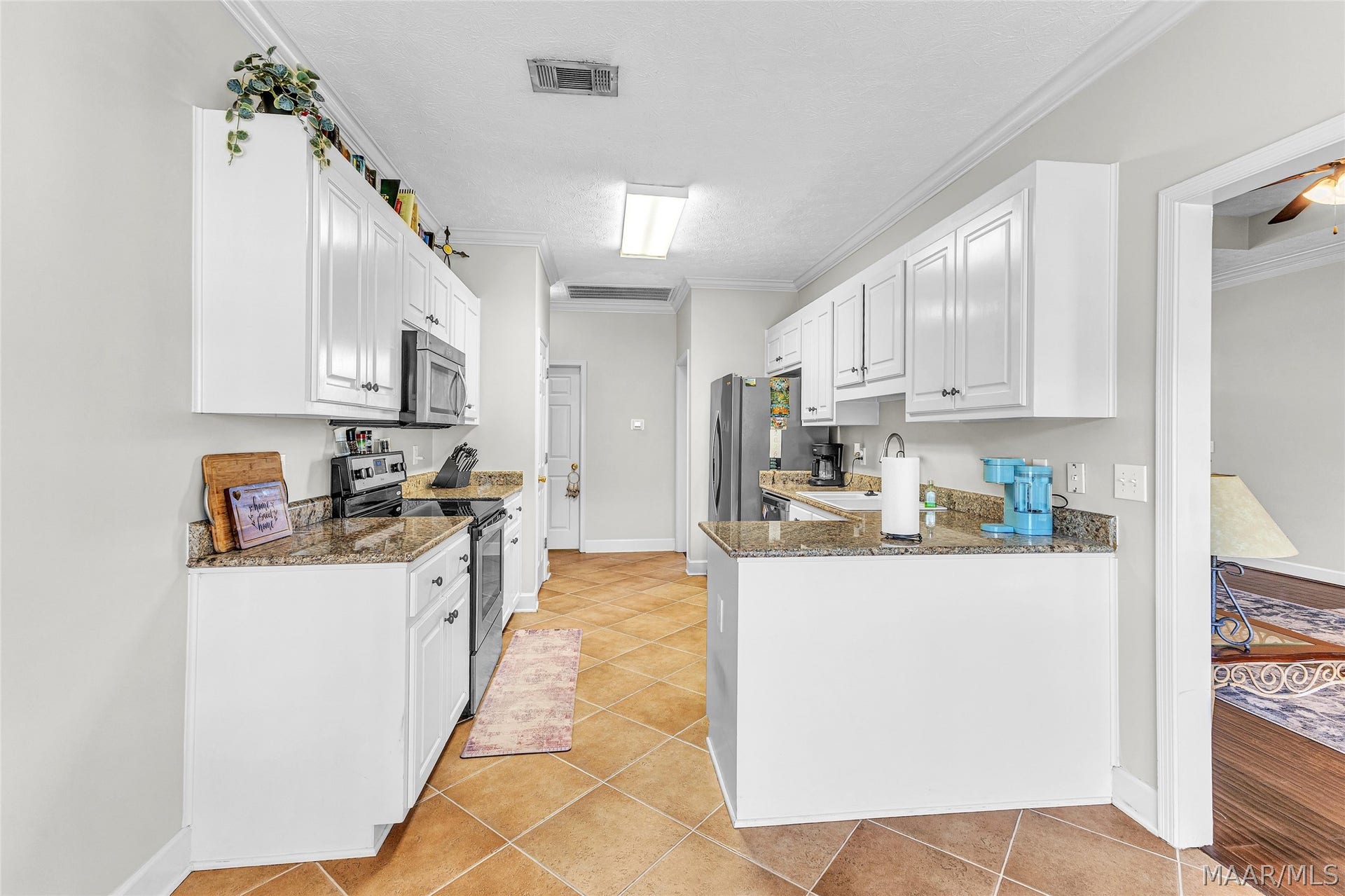 586 INGLESIDE Way, Pike Road, AL 36064 586 INGLESIDE Way, Pike Road, AL 36064