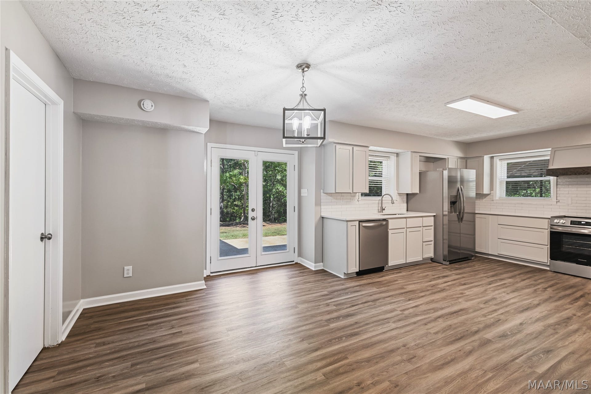 1221 Old Ridge Road E, Prattville, AL 36066 1221 Old Ridge Road E, Prattville, AL 36066