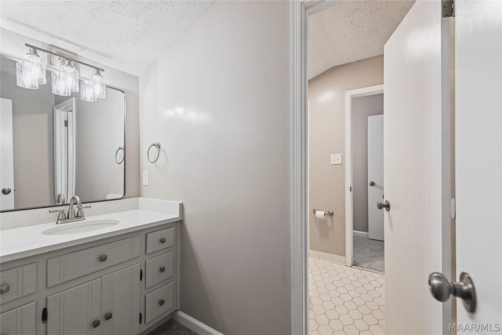 1221 Old Ridge Road E, Prattville, AL 36066 1221 Old Ridge Road E, Prattville, AL 36066