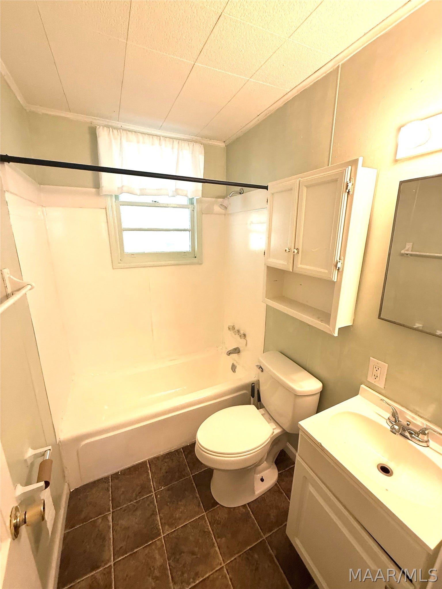 2401 OVERHILL Road, Montgomery, AL 36116