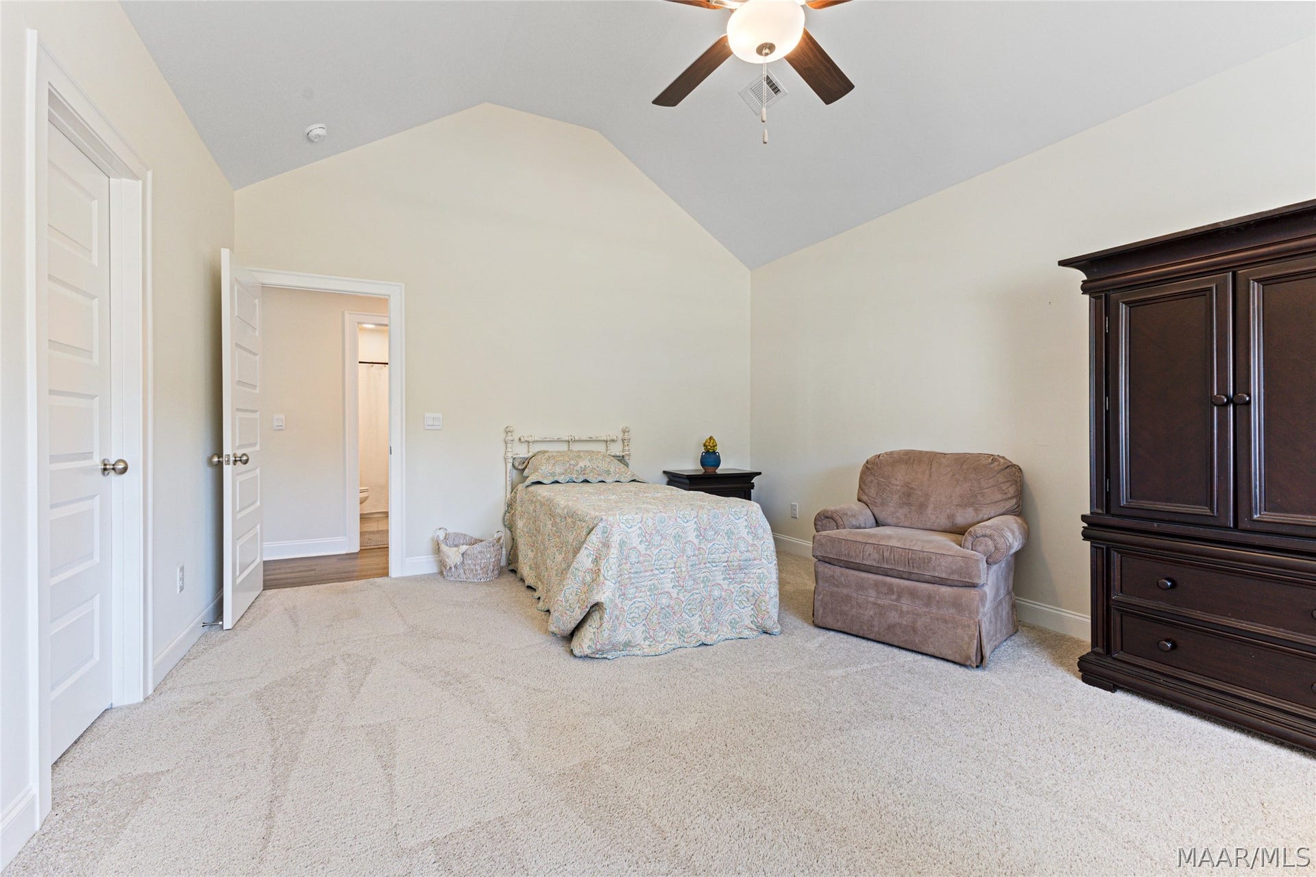 1018 Sunfield Drive, Prattville, AL 36066 1018 Sunfield Drive, Prattville, AL 36066