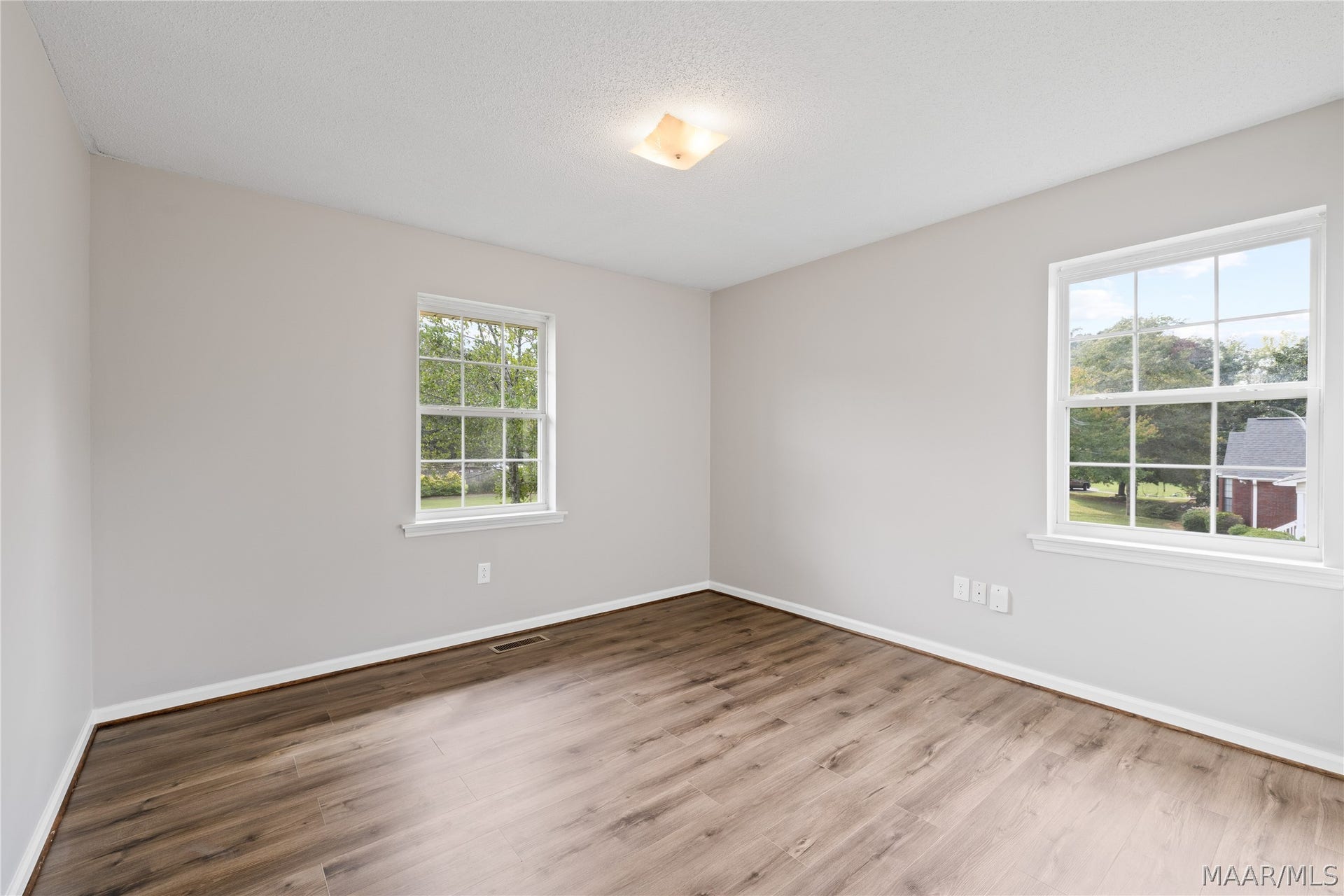 104 Crestview Drive, Clanton, AL 35045 104 Crestview Drive, Clanton, AL 35045