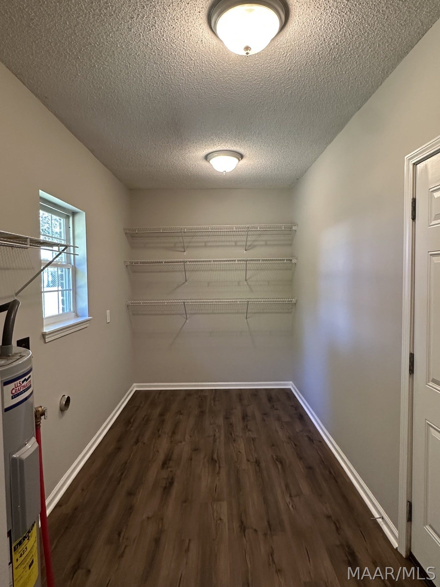 104 Crestview Drive, Clanton, AL 35045 Laundry/Storage/Home Office space