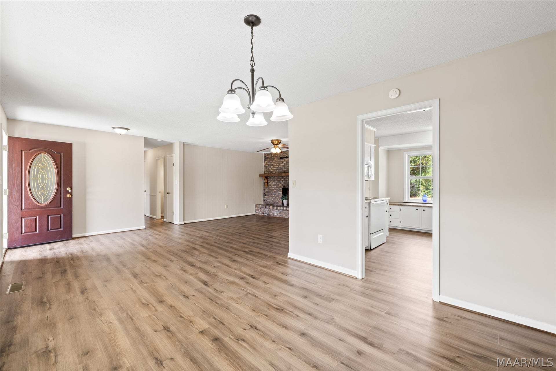 104 Crestview Drive, Clanton, AL 35045 104 Crestview Drive, Clanton, AL 35045
