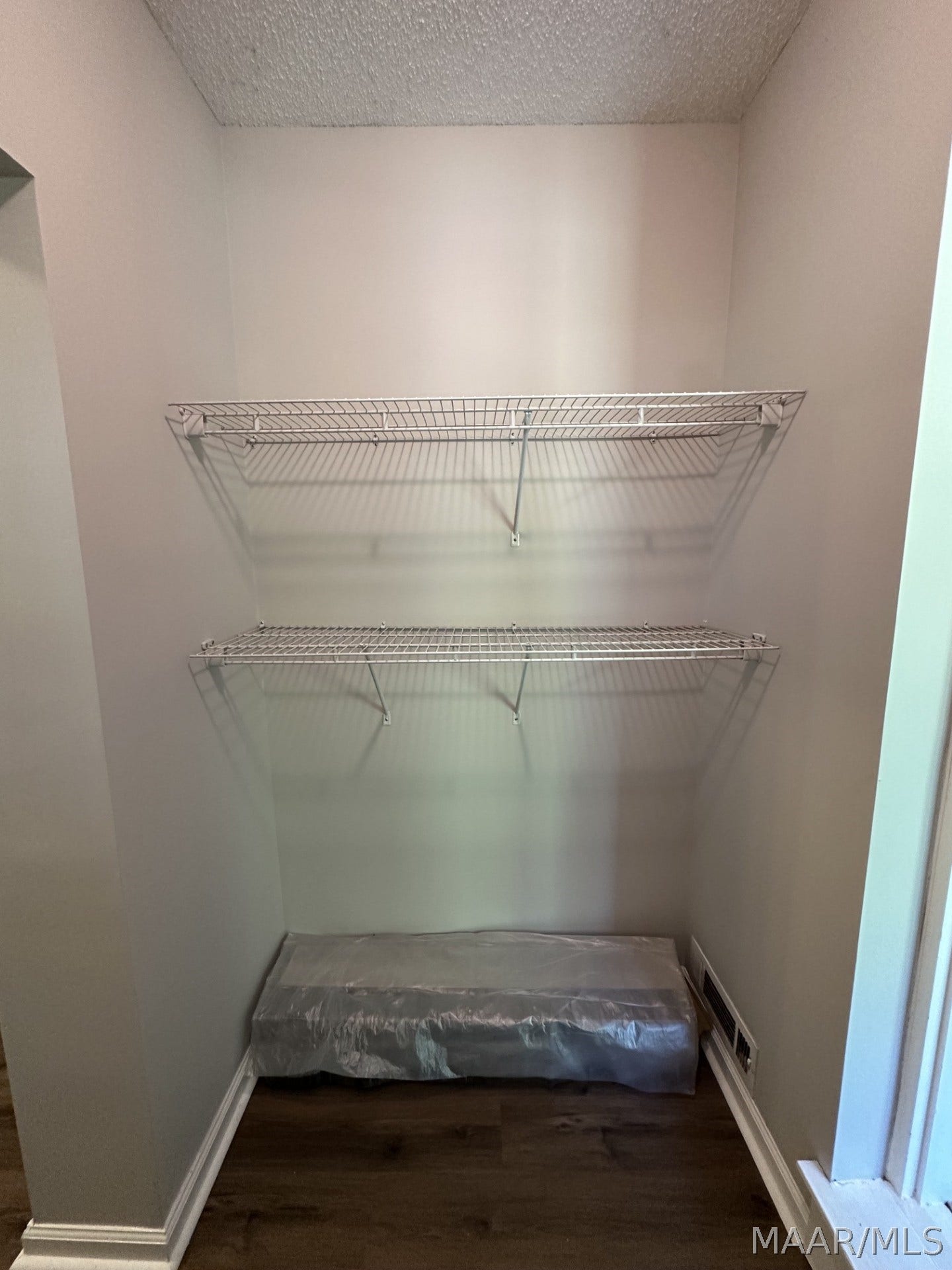 104 Crestview Drive, Clanton, AL 35045 Pantry