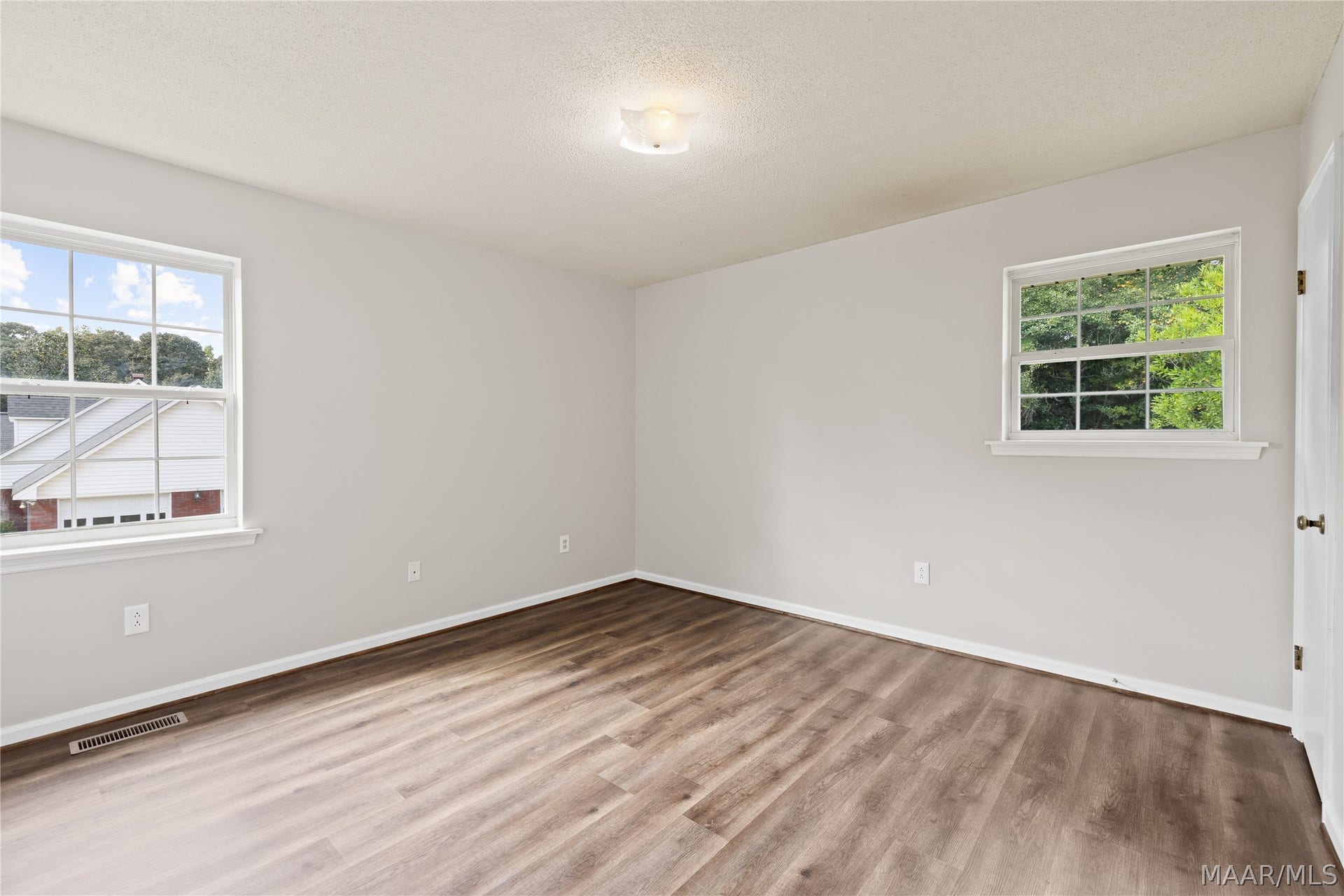104 Crestview Drive, Clanton, AL 35045 104 Crestview Drive, Clanton, AL 35045