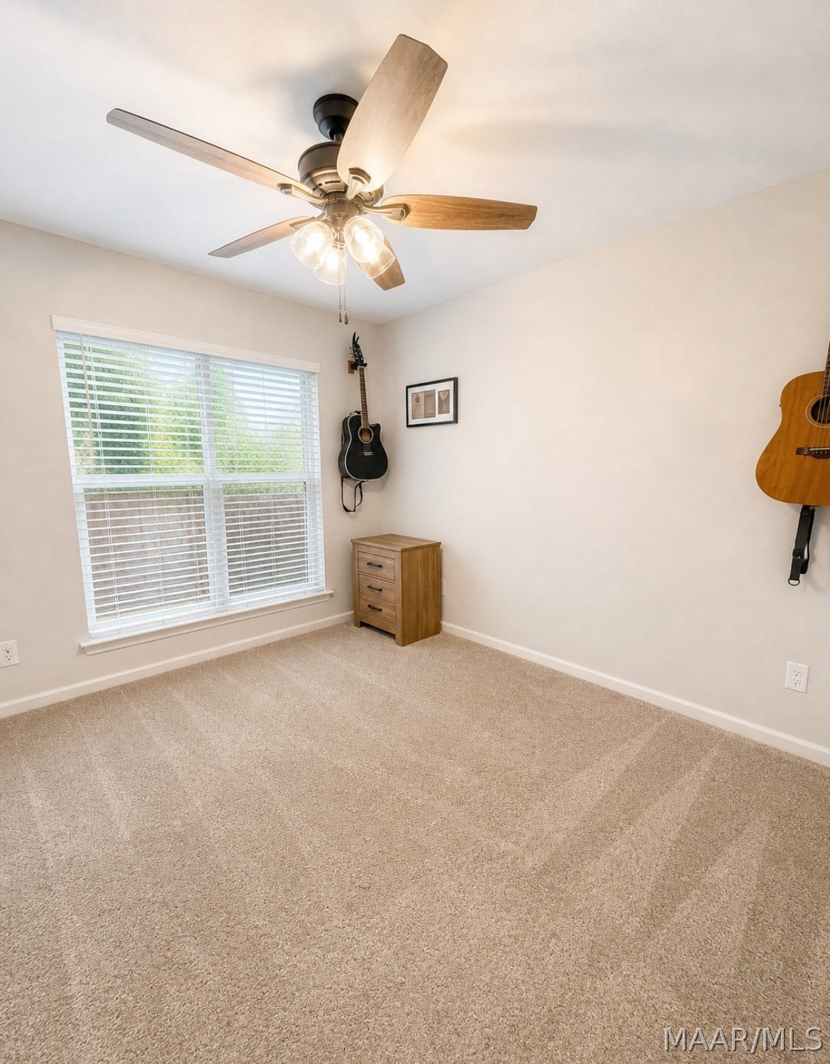1848 Landing Place, Deatsville, AL 36022