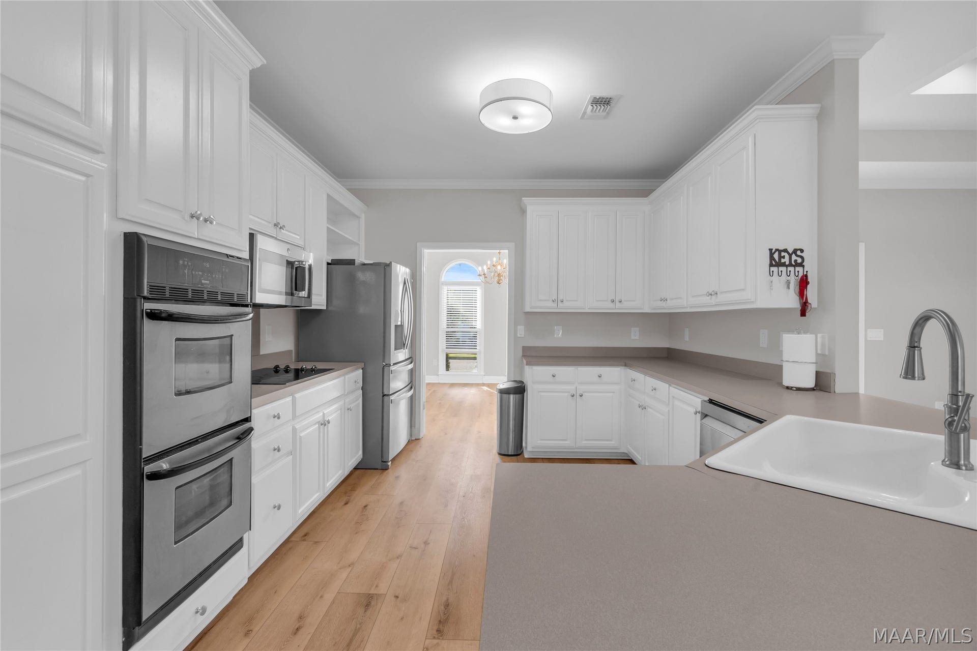 619 COUNTY DOWNS Road, Montgomery, AL 36109