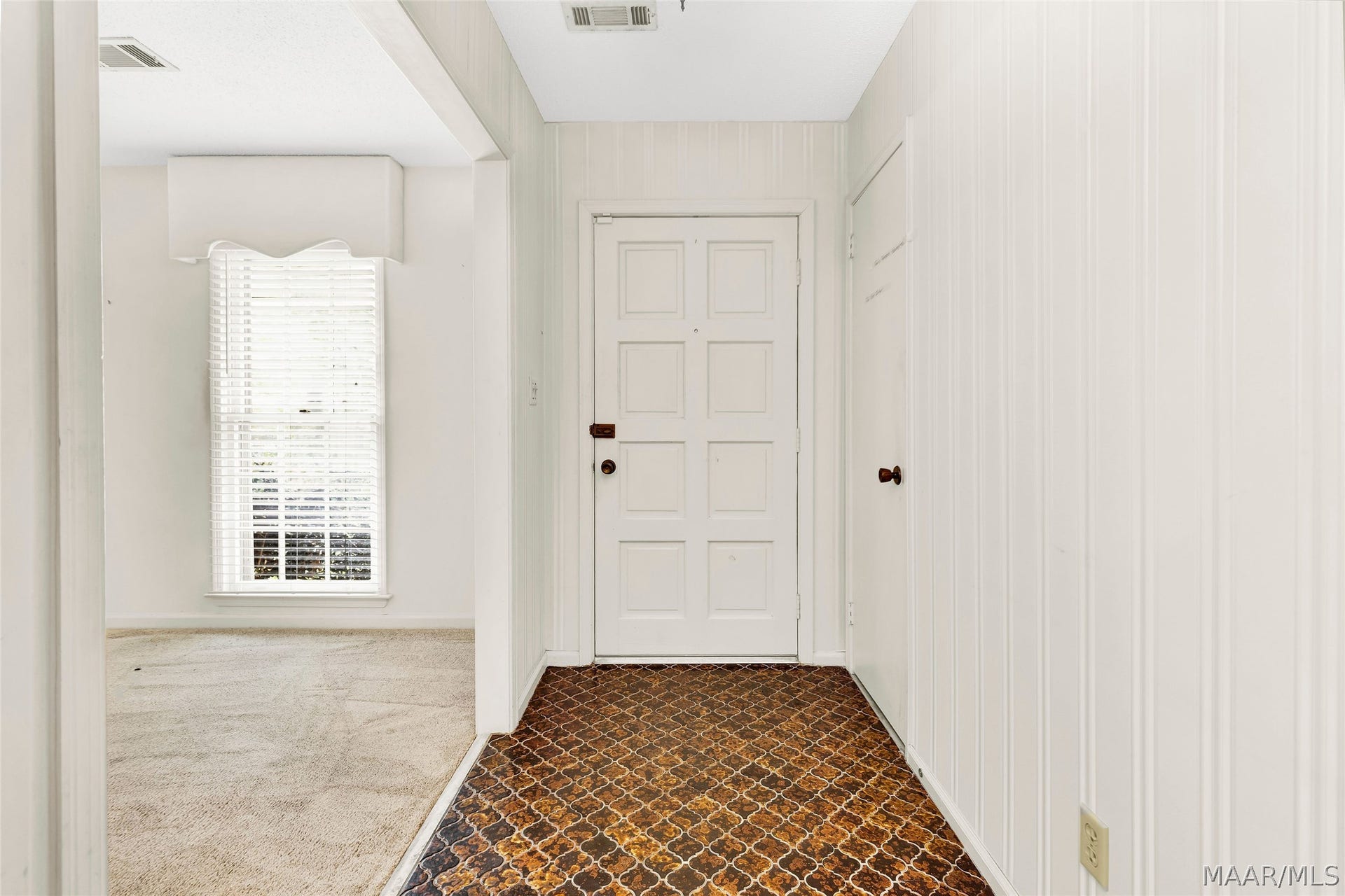1237 Woodhill Court, Montgomery, AL 36109