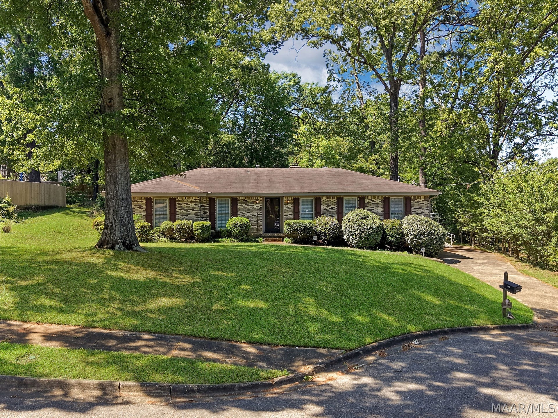 1237 Woodhill Court, Montgomery, AL 36109