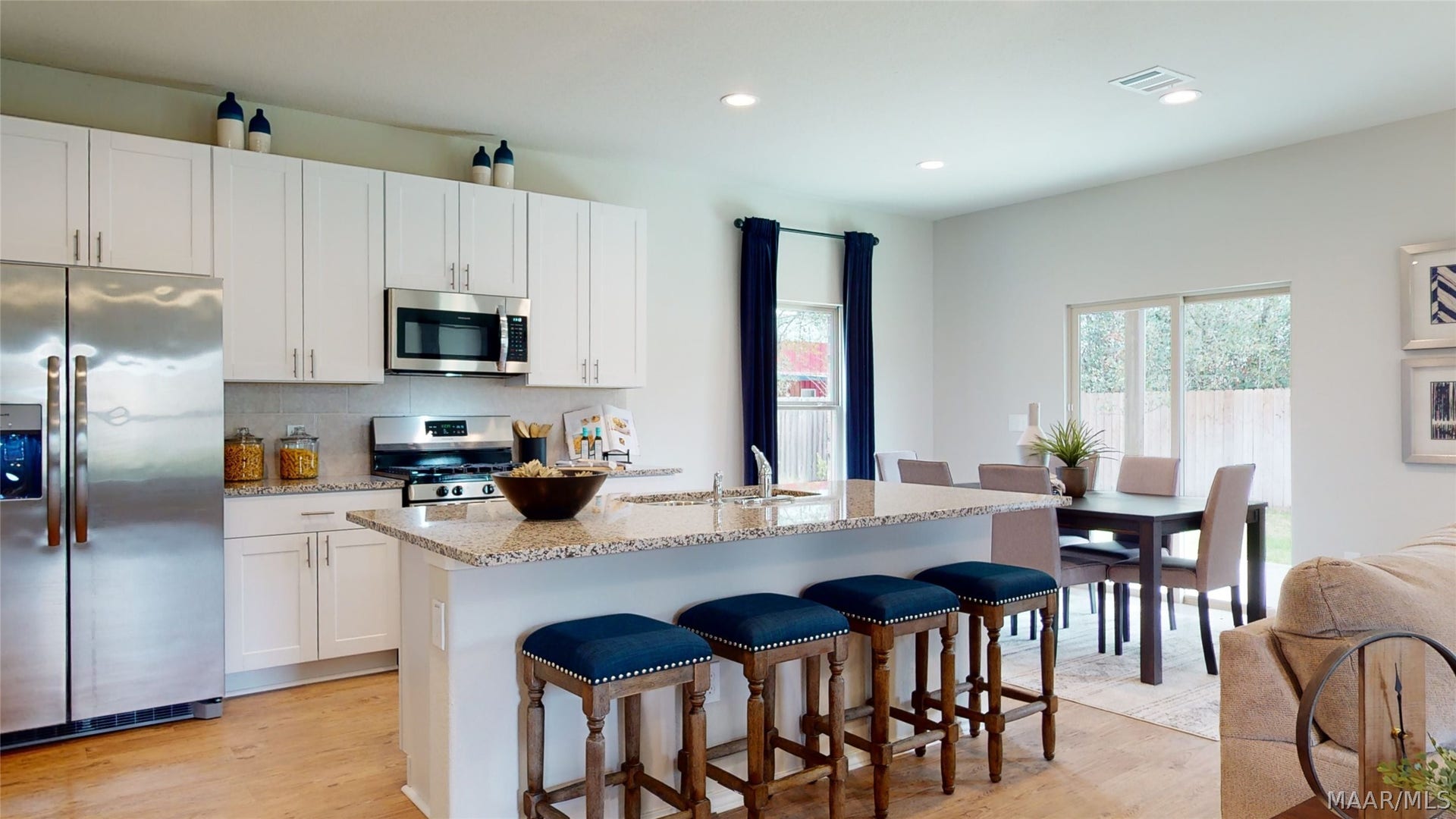 265 Jemison Trails Drive, Jemison, AL 35085 265 Jemison Trails Drive, Jemison, AL 35085