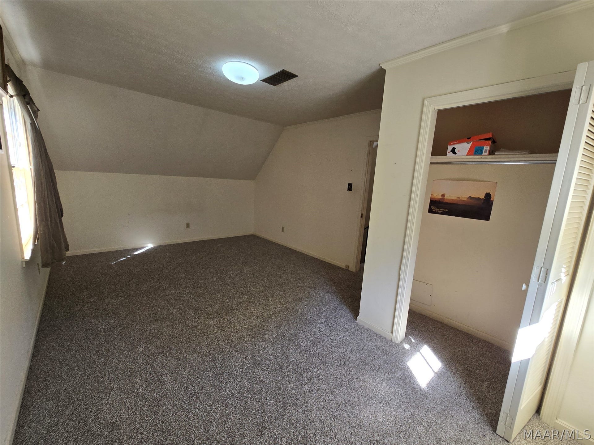 Upstairs Bedroom2