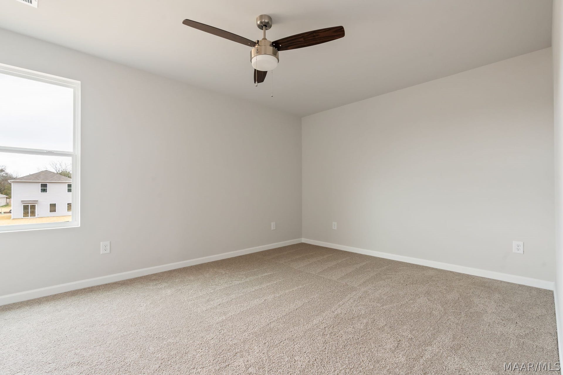 295 Jemison Trails Drive, Jemison, AL 35085 295 Jemison Trails Drive, Jemison, AL 35085