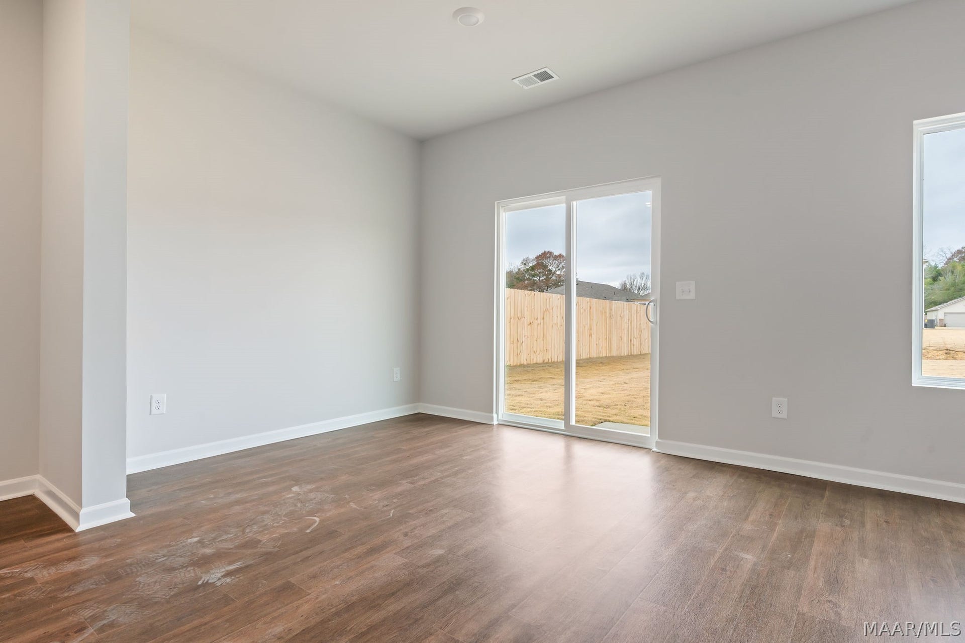 295 Jemison Trails Drive, Jemison, AL 35085 295 Jemison Trails Drive, Jemison, AL 35085
