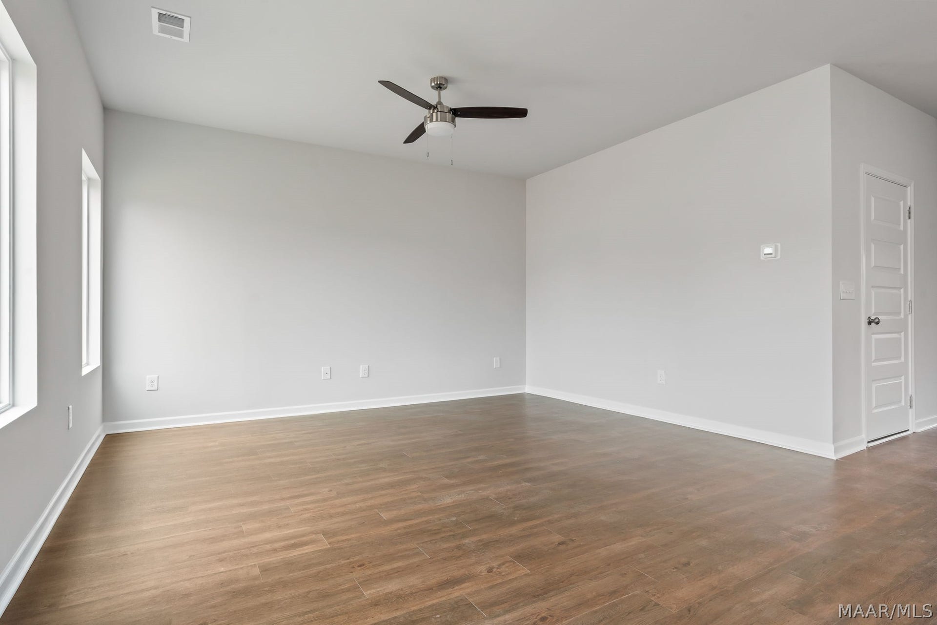 295 Jemison Trails Drive, Jemison, AL 35085 295 Jemison Trails Drive, Jemison, AL 35085