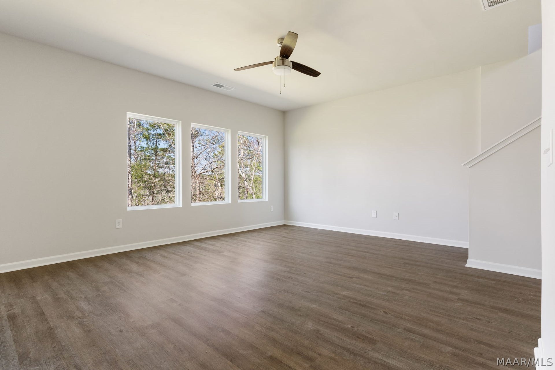 255 Jemison Trails Drive, Jemison, AL 35085 255 Jemison Trails Drive, Jemison, AL 35085