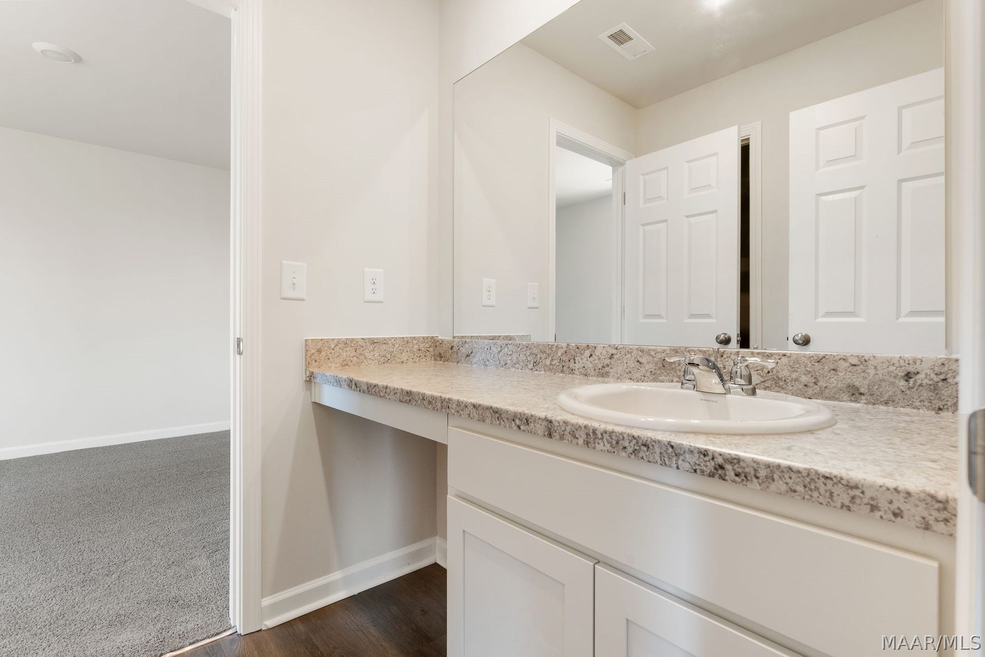 255 Jemison Trails Drive, Jemison, AL 35085 255 Jemison Trails Drive, Jemison, AL 35085
