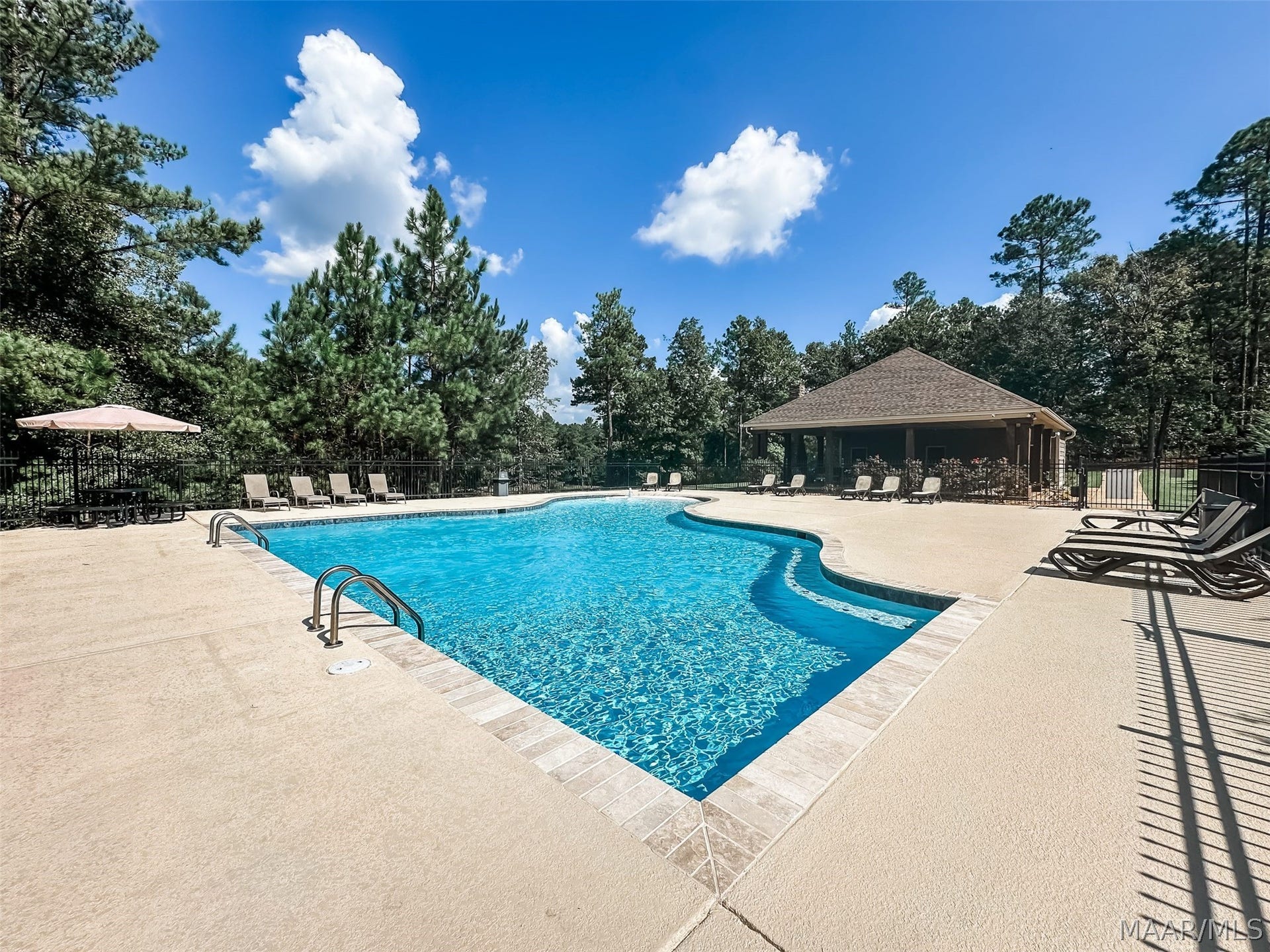 31 Southern Hills Ridge, Wetumpka, AL 36093