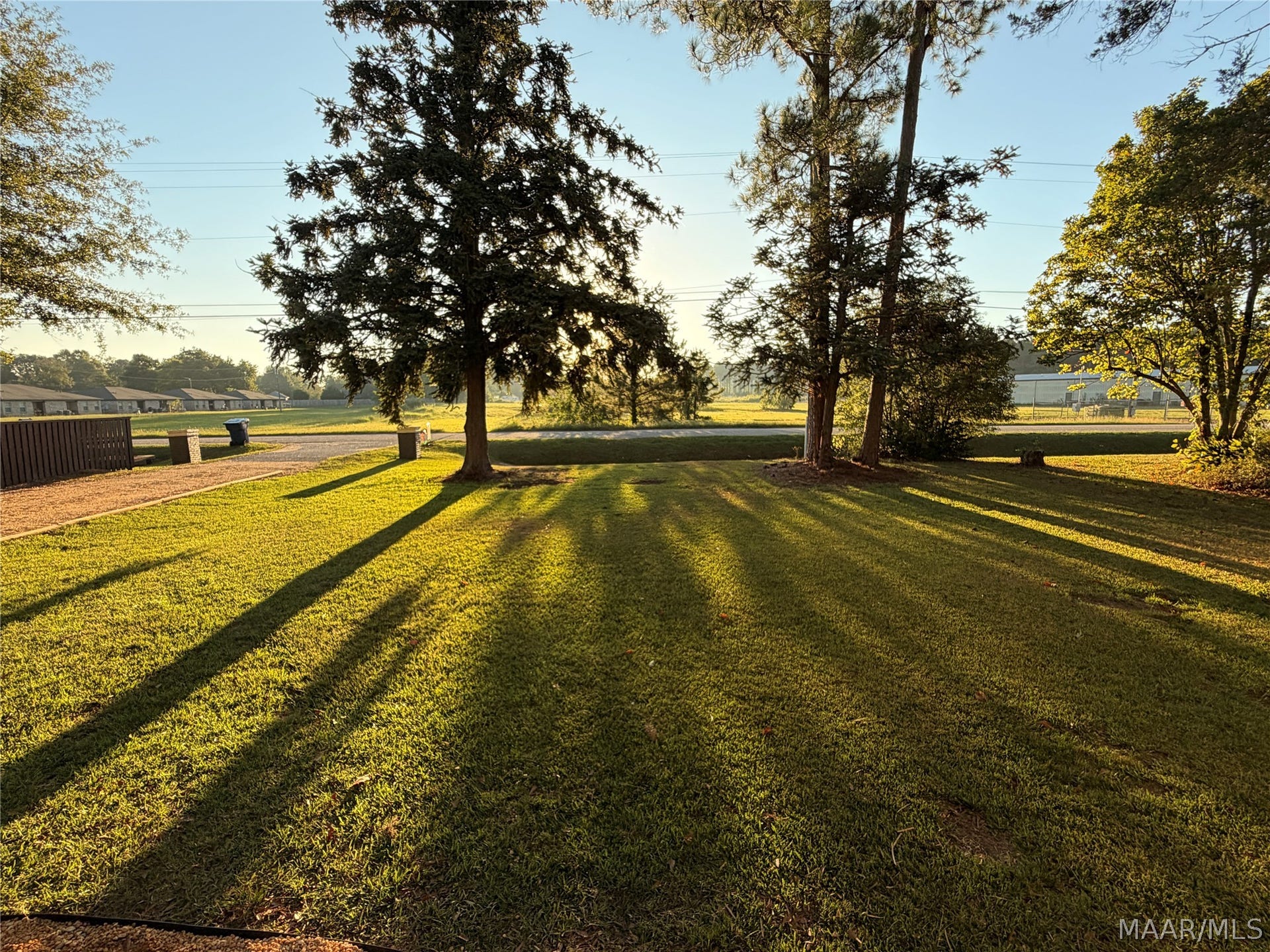 159 QUEEN ANNE Road, Wetumpka, AL 36092