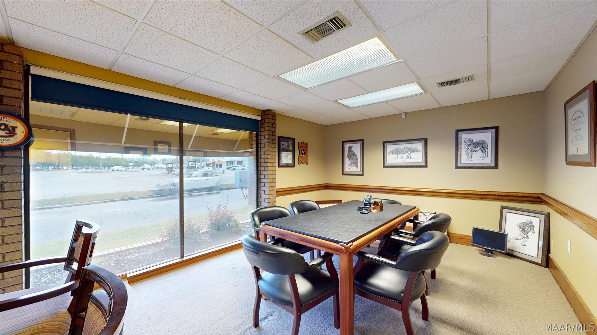 Suite C & E -Suite E office 1