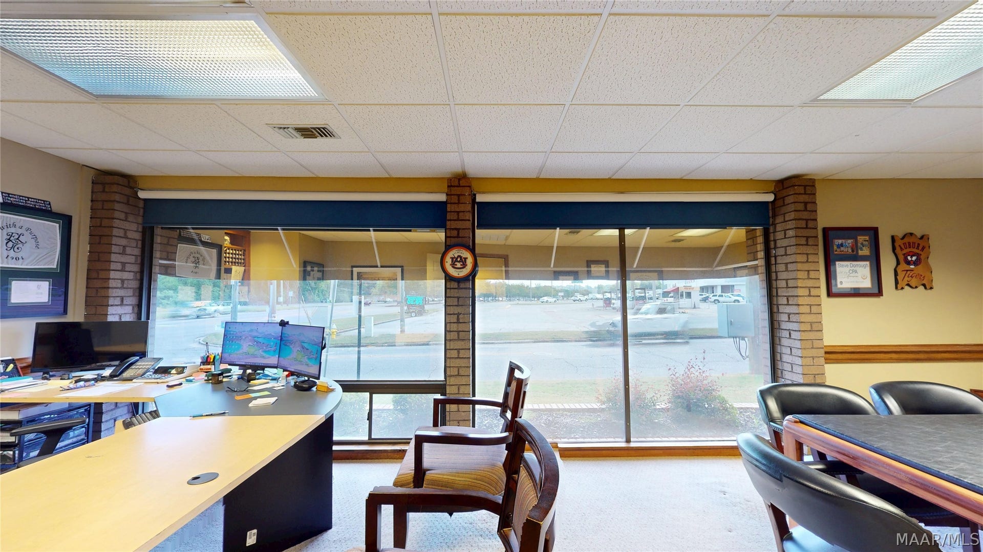 Suite C & E -Suite E office 1