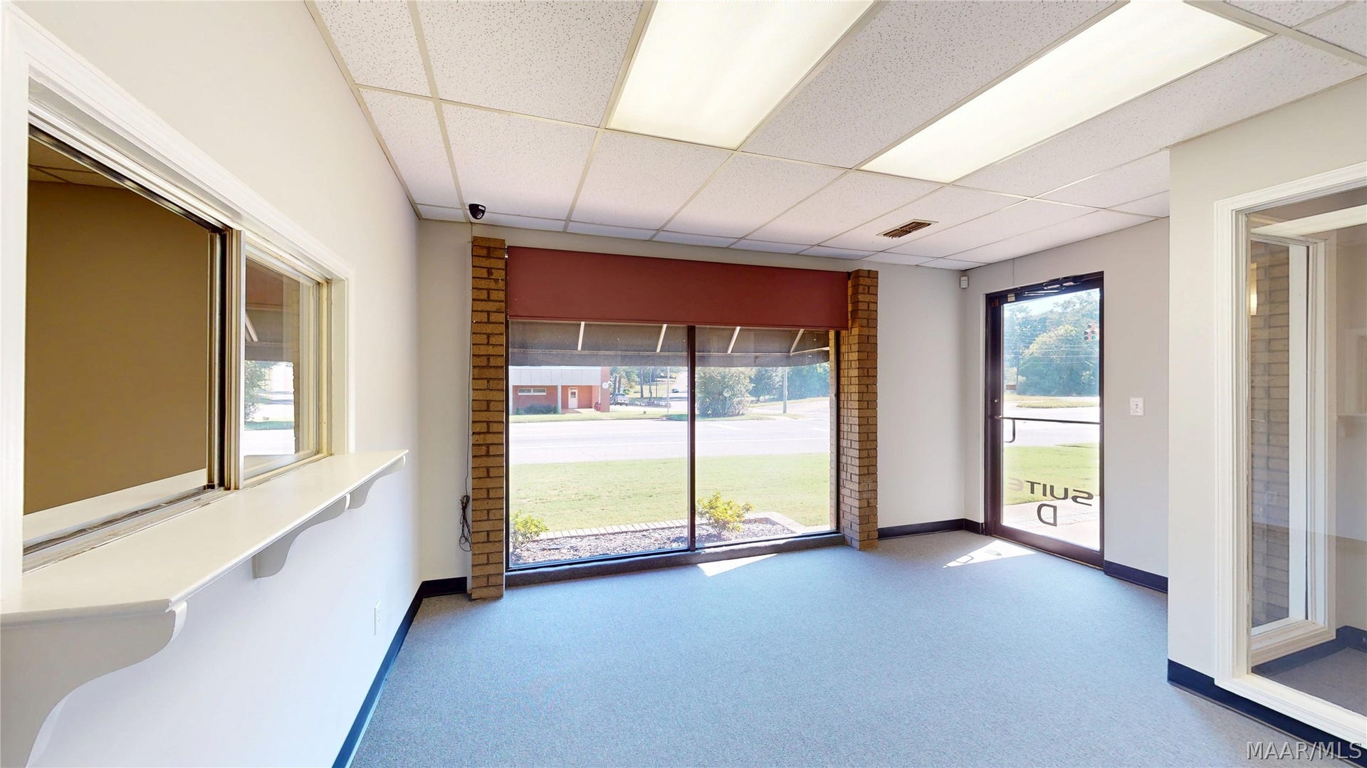 Suite D -Lobby with reception window