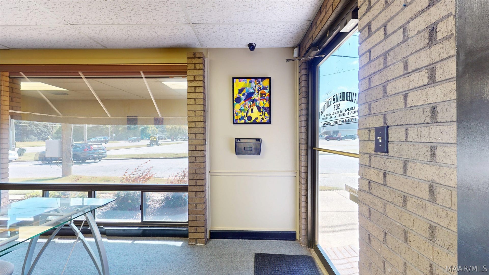Suite B - Lobby & Office 1