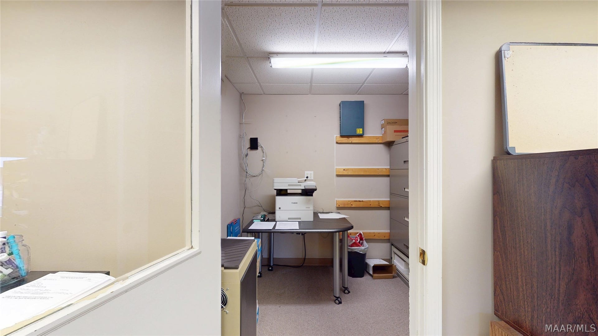 Suite C & E -Suite E copy room