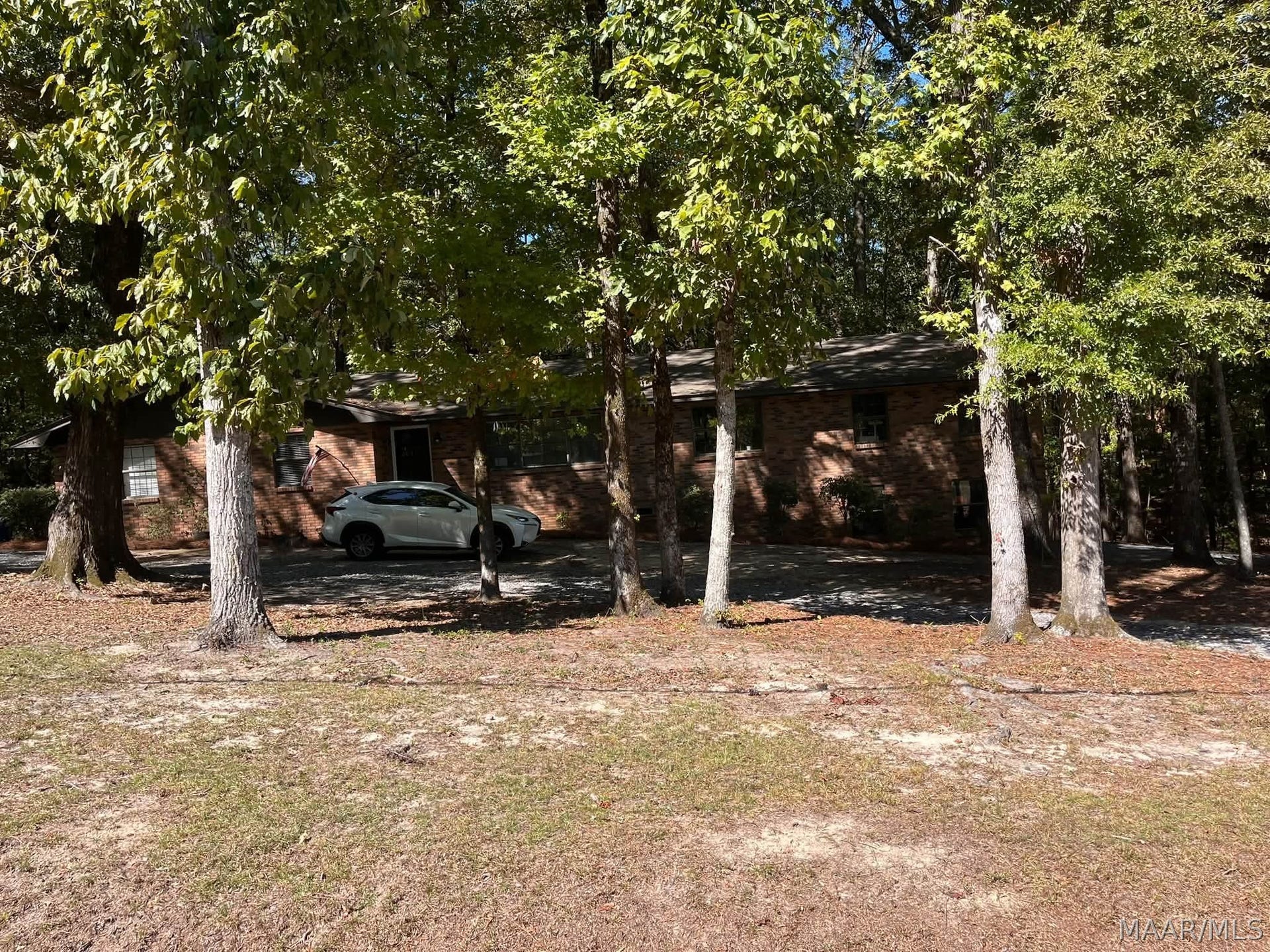 2240 Trotters Trail, Wetumpka, AL 36093