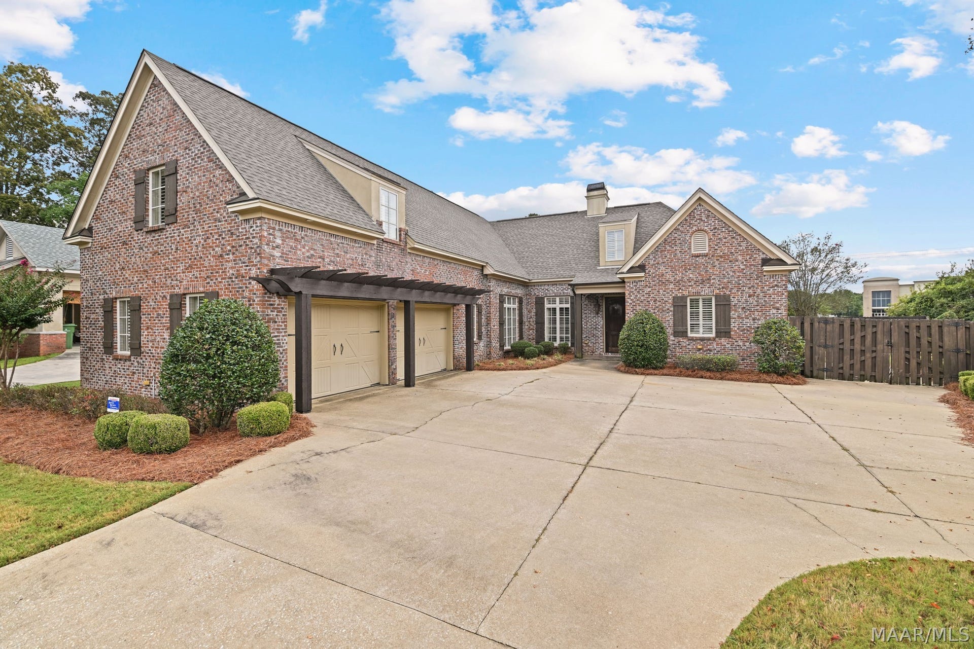 9861 Bent Brook Drive, Montgomery, AL 36117