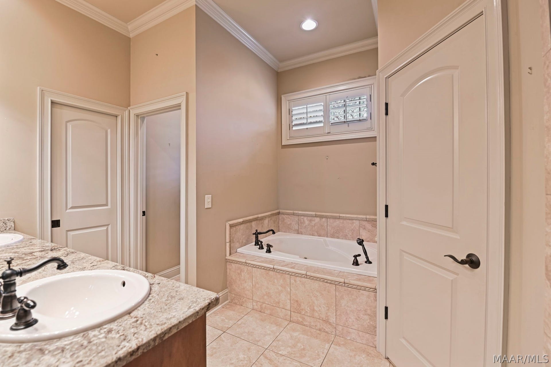 9861 Bent Brook Drive, Montgomery, AL 36117