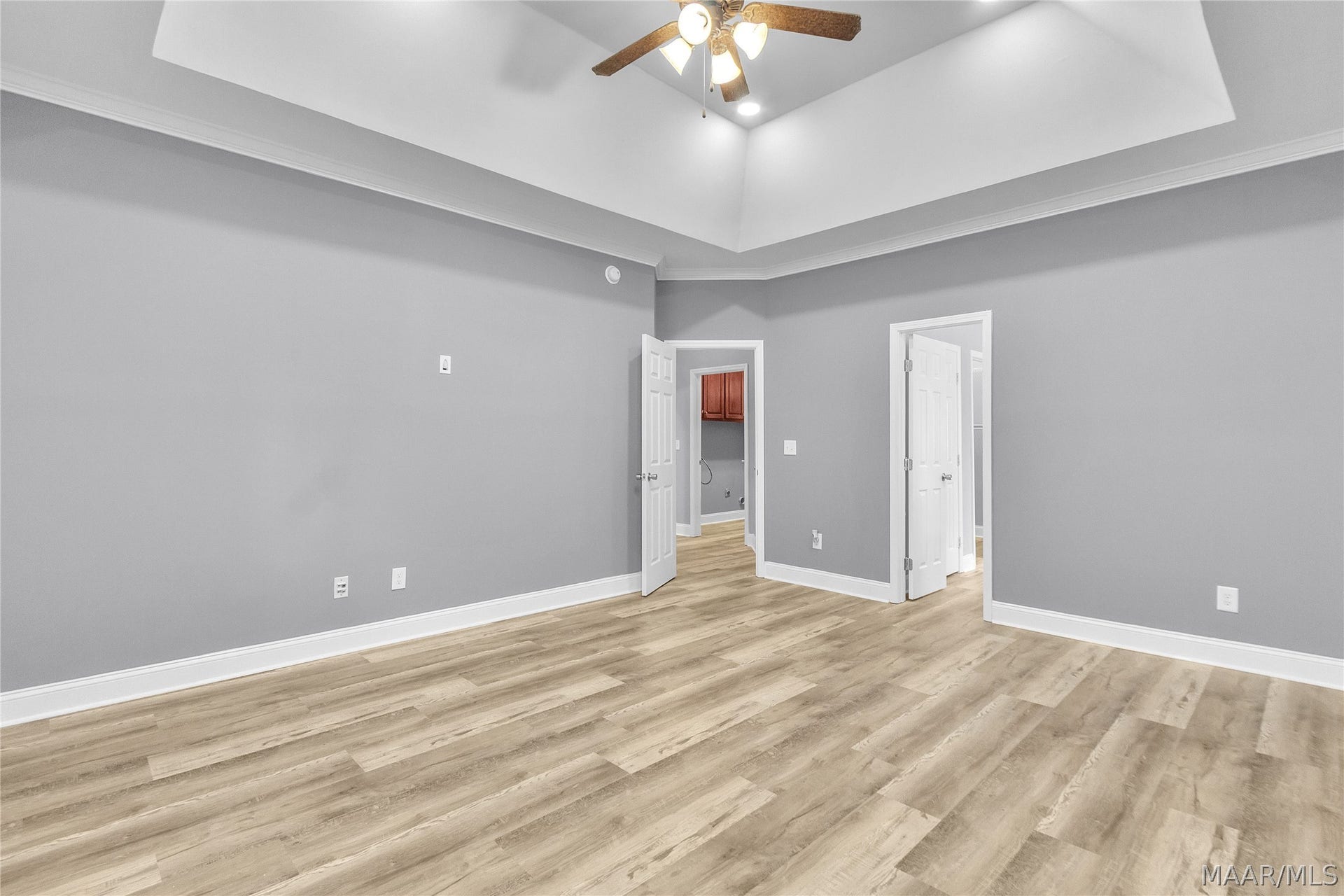 137 HICKORY Lane, Wetumpka, AL 36093