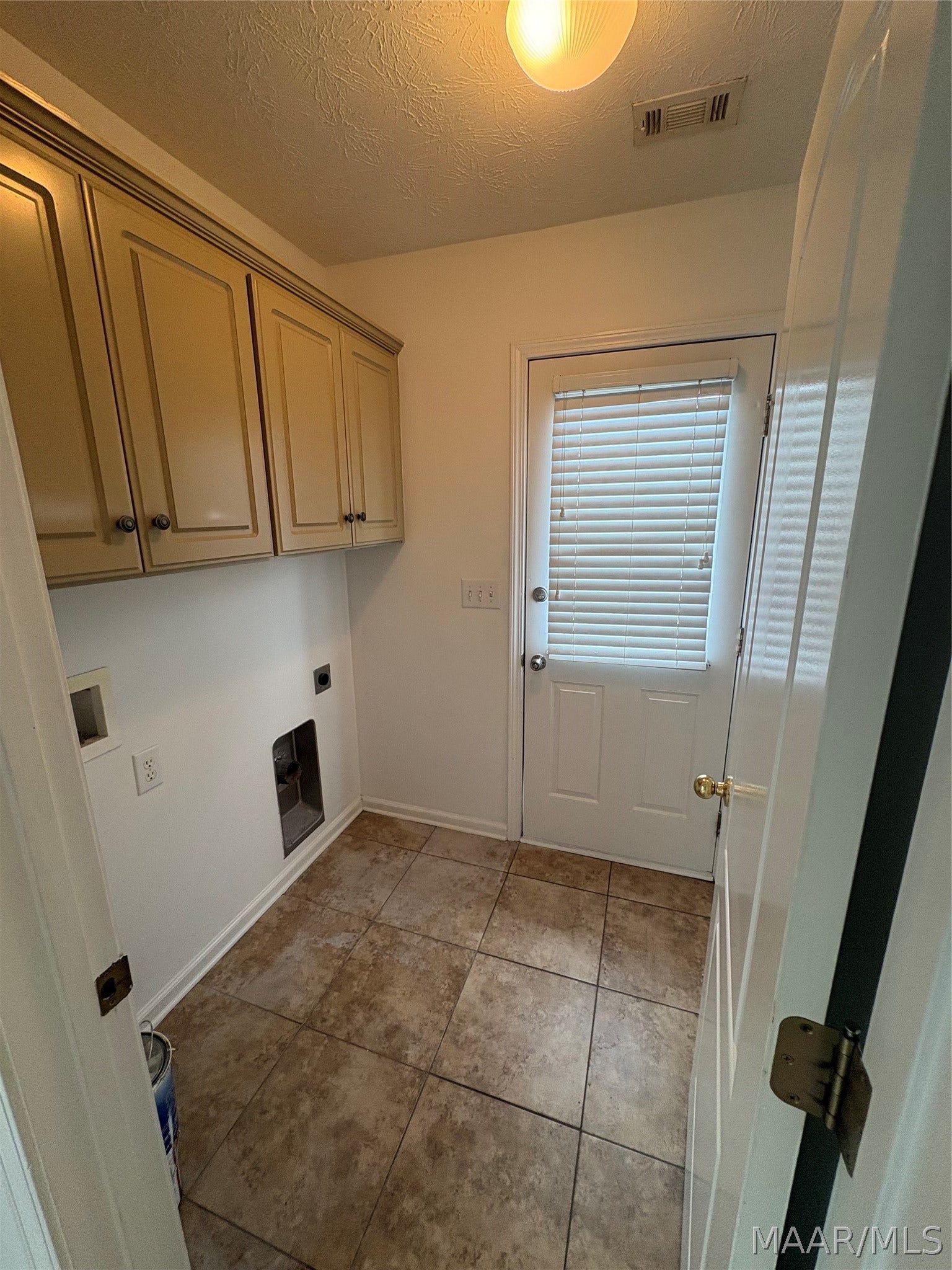 69 UDEN Way, Millbrook, AL 36054 69 UDEN Way, Millbrook, AL 36054