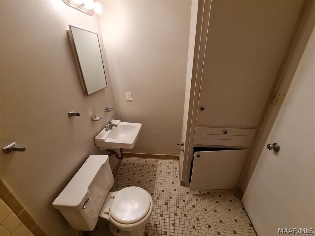 616 Fieldbrook Court, Montgomery, AL 36117
