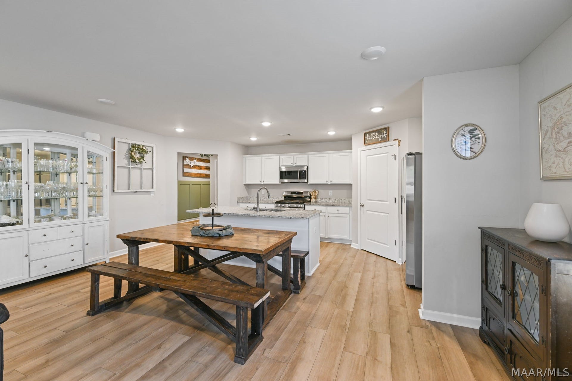 112 Kohn Drive, Millbrook, AL 36054 112 Kohn Drive, Millbrook, AL 36054