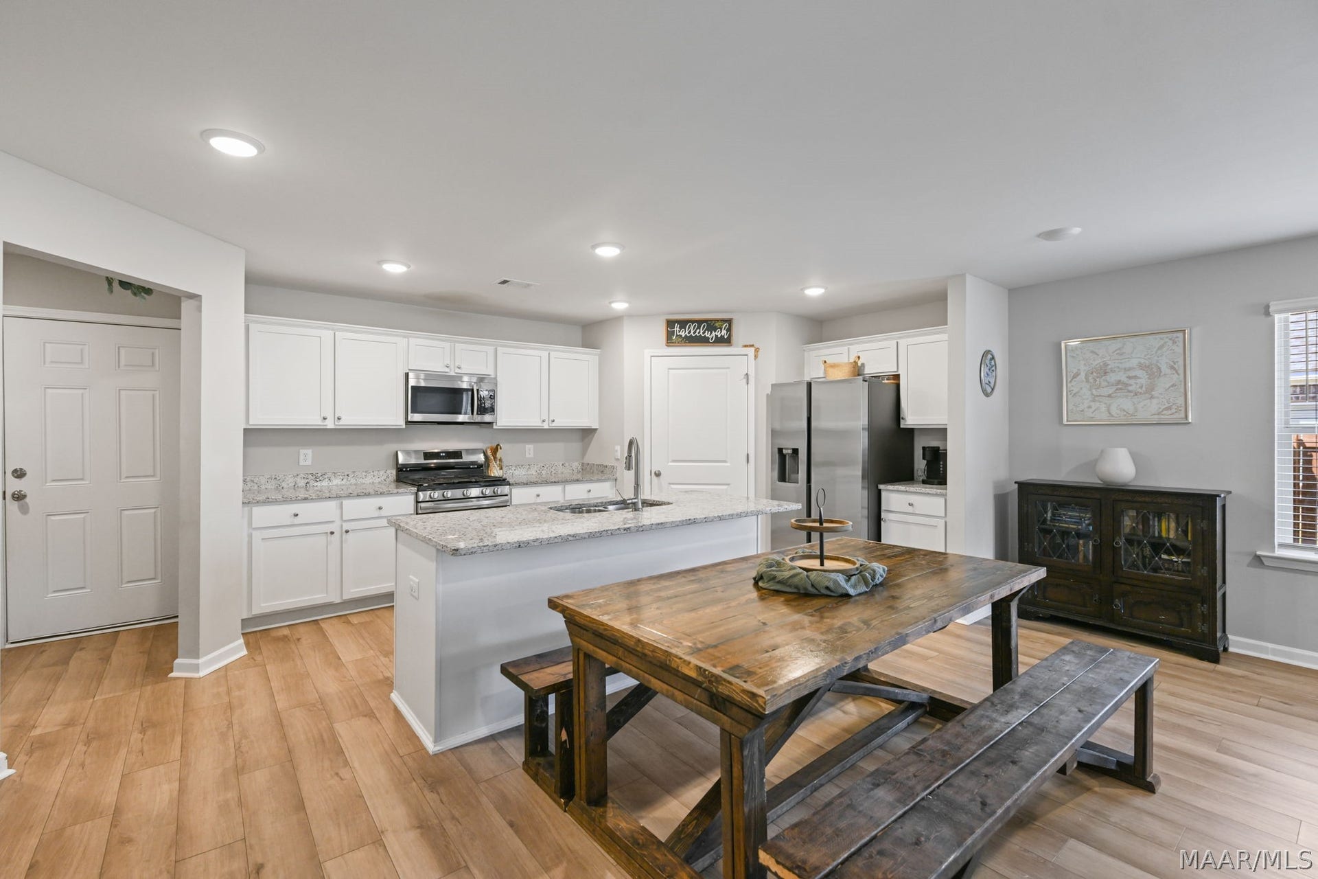 112 Kohn Drive, Millbrook, AL 36054 112 Kohn Drive, Millbrook, AL 36054