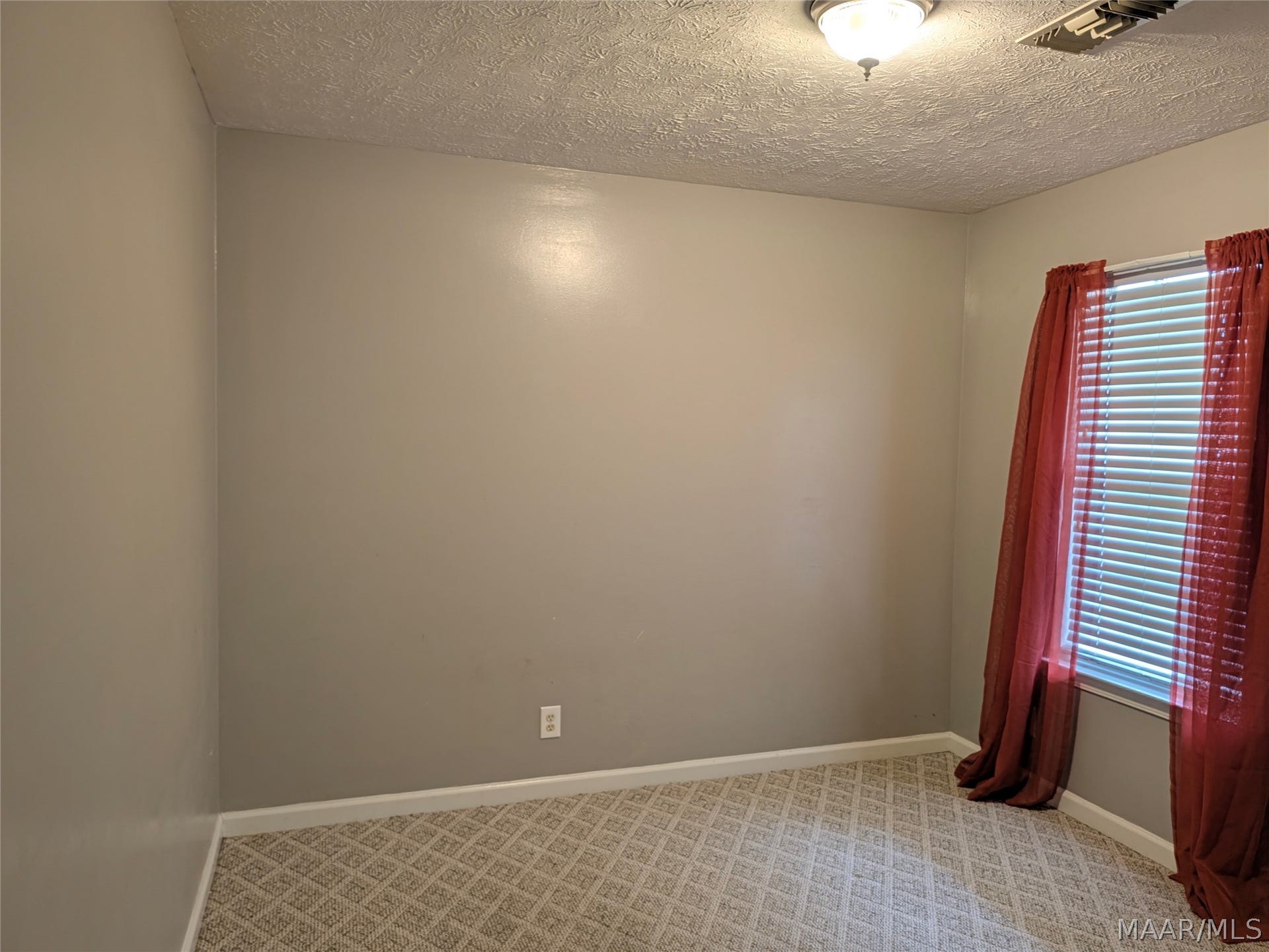 52 Hidden Valley Road, Deatsville, AL 36022 Bedroom 2