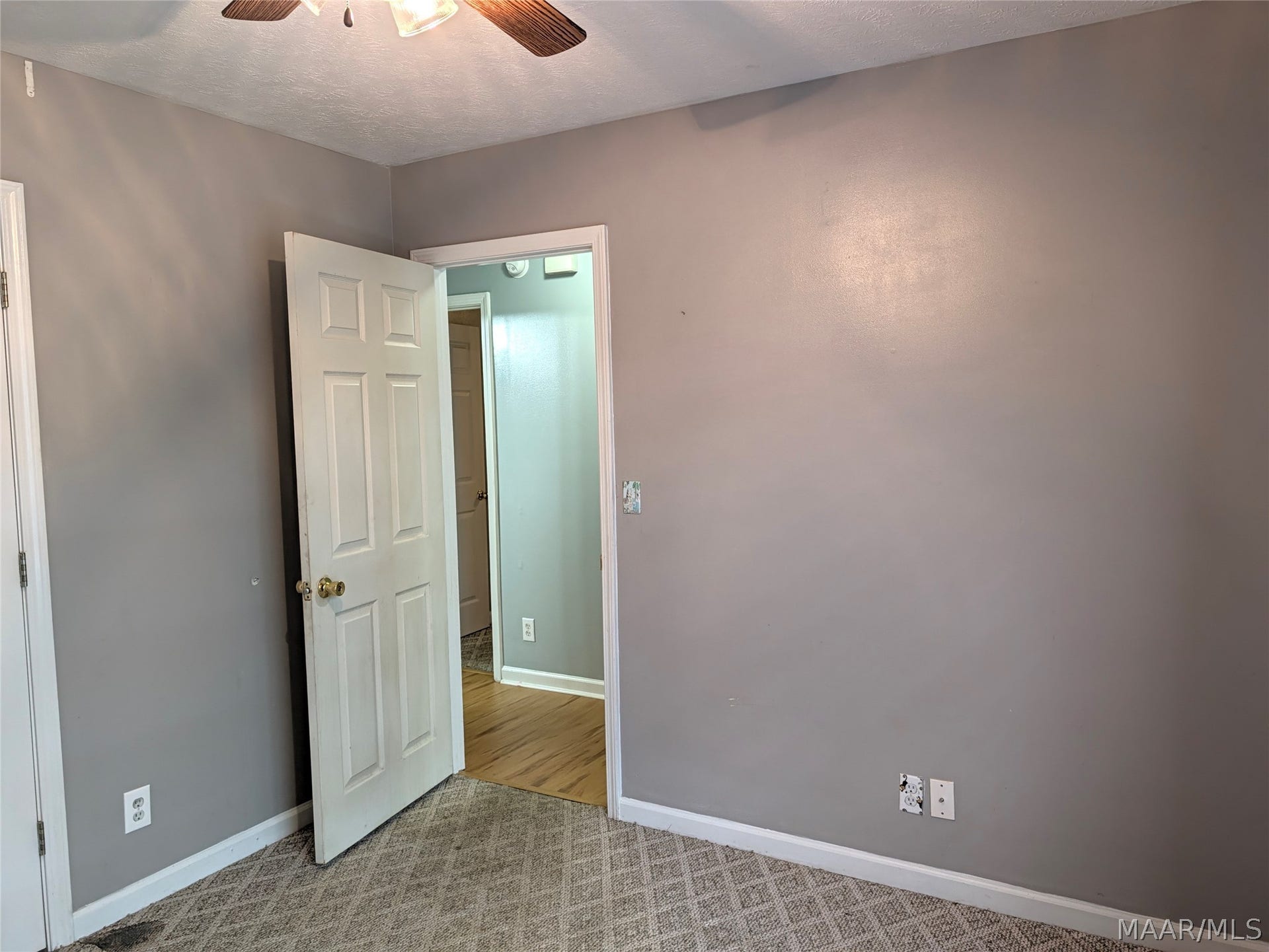 52 Hidden Valley Road, Deatsville, AL 36022 52 Hidden Valley Road, Deatsville, AL 36022