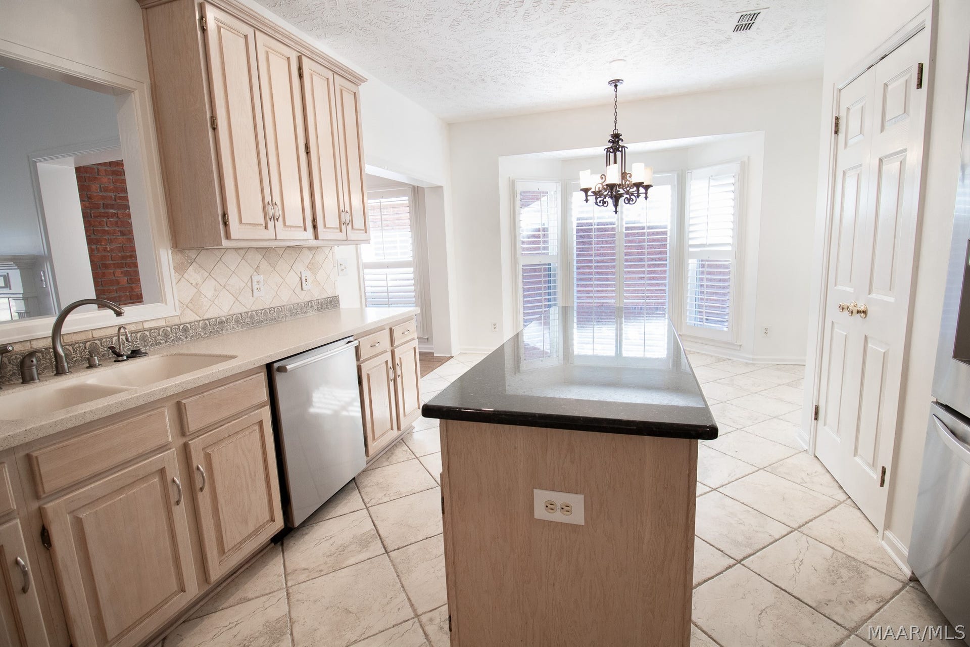 9009 Green Chase Drive, Montgomery, AL 36117 9009 Green Chase Drive, Montgomery, AL 36117