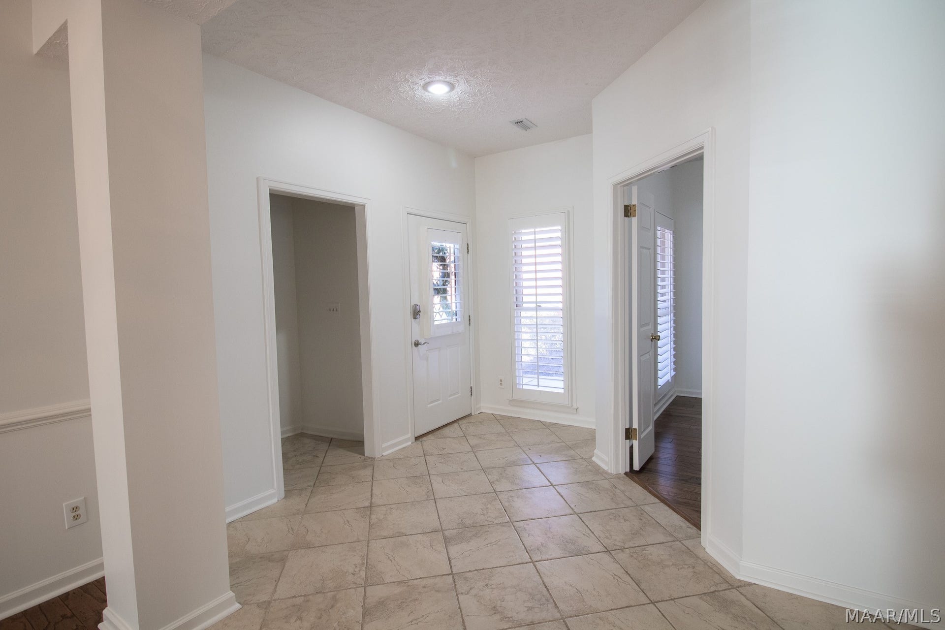 9009 Green Chase Drive, Montgomery, AL 36117 9009 Green Chase Drive, Montgomery, AL 36117