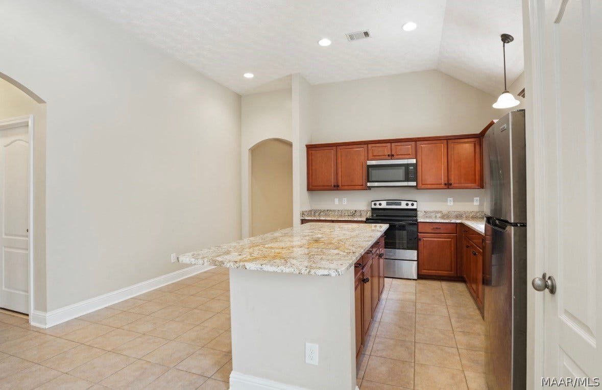 721 Briarcliff Place, Prattville, AL 36066