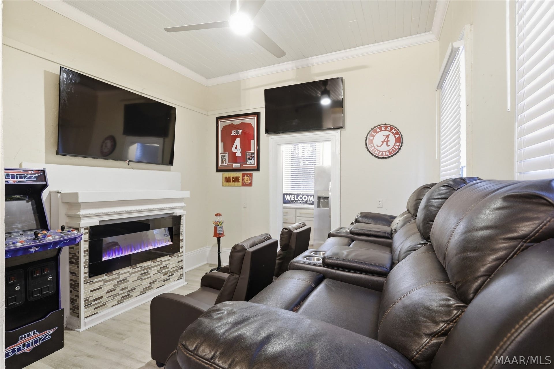 264 E Fairview Avenue, Montgomery, AL 36105 Who's Ready for Football?