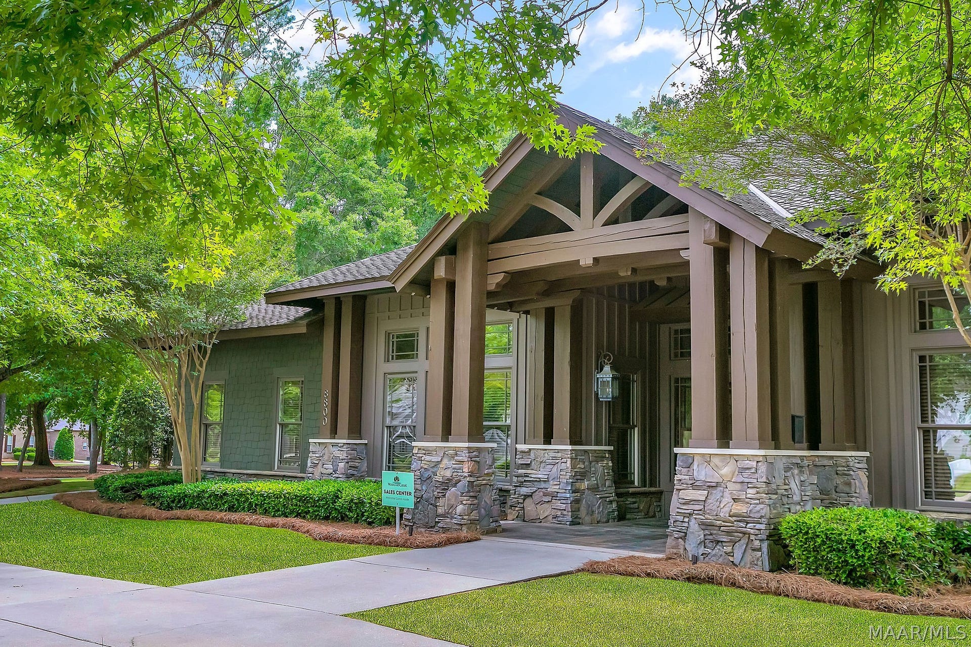 9584 DAKOTA Drive, Pike Road, AL 36064 9584 DAKOTA Drive, Pike Road, AL 36064