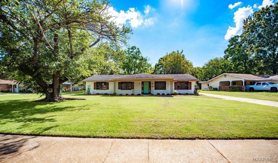 Property photo for 2758 Baldwin Brook Drive, Montgomery, AL