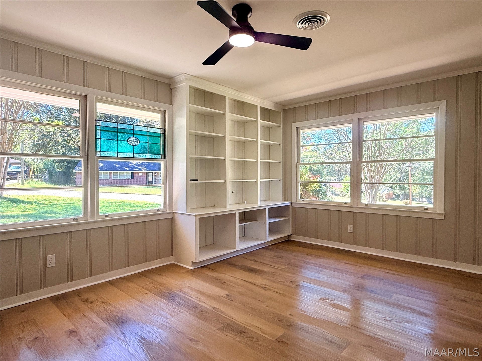 Den/Family Room